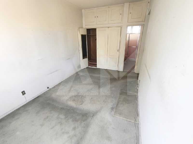 Quarto - 11