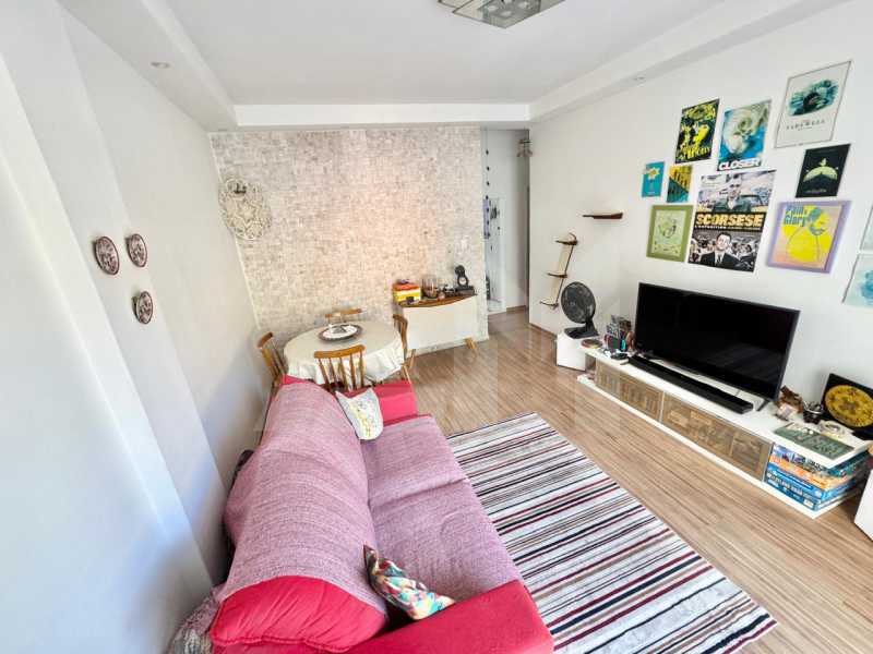 Sala - 9