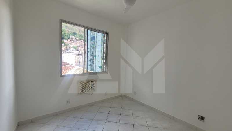 Quarto - 9