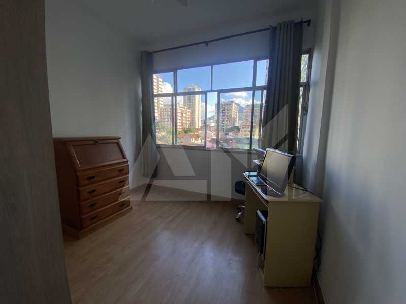 Quarto - 11