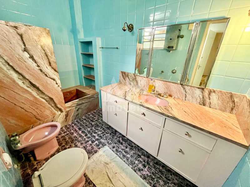 Conheça 3371 do imóvel - Casa à venda na Tijuca - 4 quartos, 3 suítes, terraço com churrasqueira e 1 vaga - 3371 - 13 3371 - 13