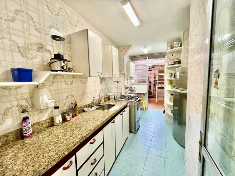 Conheça 3371 do imóvel - Casa à venda na Tijuca - 4 quartos, 3 suítes, terraço com churrasqueira e 1 vaga - 3371 - 14 3371 - 14