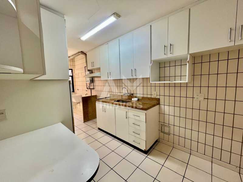 Conheça 3380 do imóvel - Apartamento na Tijuca com 3 quartos, suíte, varandão e 2 vagas ao lado do Metrô Uruguai. - 3380 - 24 3380 - 24