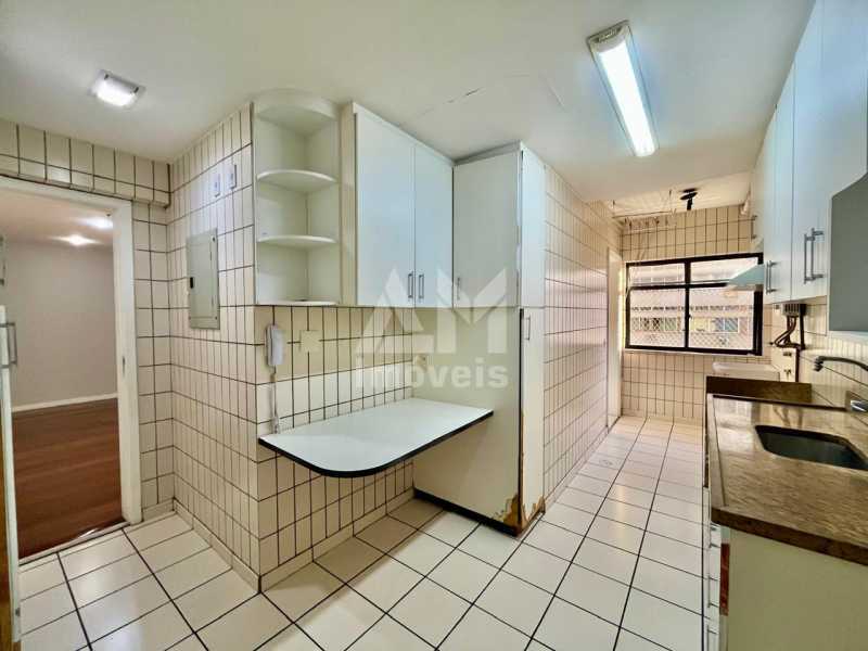 Conheça 3380 do imóvel - Apartamento na Tijuca com 3 quartos, suíte, varandão e 2 vagas ao lado do Metrô Uruguai. - 3380 - 23 3380 - 23