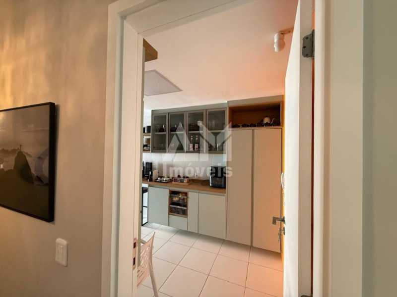 Conheça 3385 do imóvel - Apartamento de Alto Padrão à Venda na Barra da Tijuca | 227m² | 4 Quartos | 3 Suítes | Vista para a Lagoa | 3 Vagas - 3385 - 16 3385 - 16