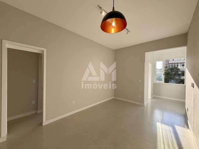 Conheça 3402 do imóvel - Apartamento à venda na Tijuca, Rua Conde de Bonfim, ao lado da Praça Saens Peña, totalmente reformado, 2 quartos, vista livre e próximo ao metrô. - 3402 - 1 3402 - 1