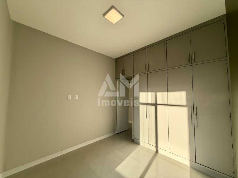 Lindo Apartamento - Apartamento à venda na Tijuca, Rua Conde de Bonfim, ao lado da Praça Saens Peña, totalmente reformado, 2 quartos, vista livre e próximo ao metrô. - 3402