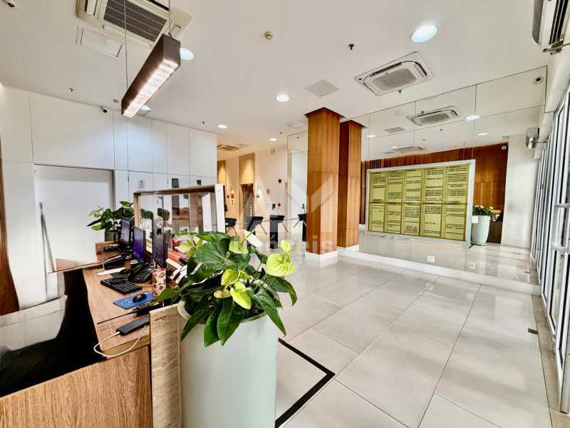Conheça 3403 do imóvel - Sala comercial à venda na Tijuca, Condomínio Titanium, em frente ao Shopping Tijuca, excelente para escritório, consultório ou investimento. - 3403 - 8 3403 - 8