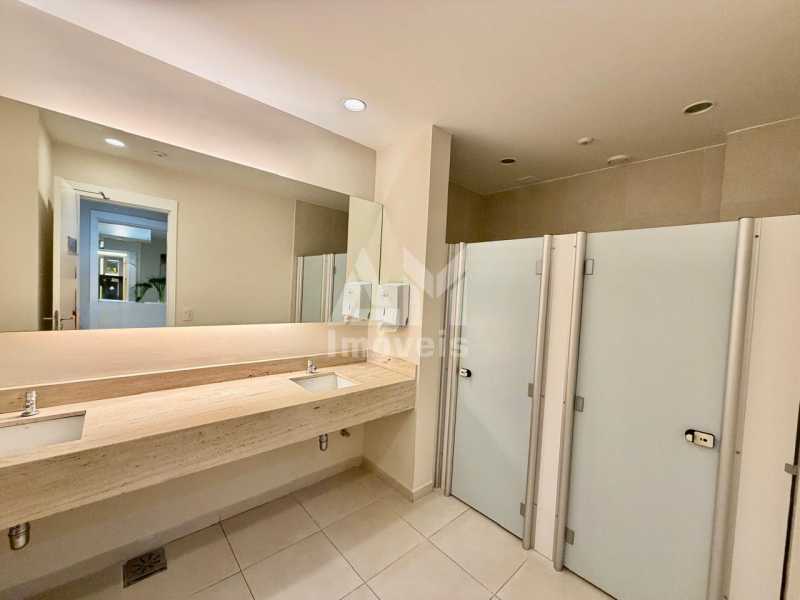 Conheça 3403 do imóvel - Sala comercial à venda na Tijuca, Condomínio Titanium, em frente ao Shopping Tijuca, excelente para escritório, consultório ou investimento. - 3403 - 15 3403 - 15