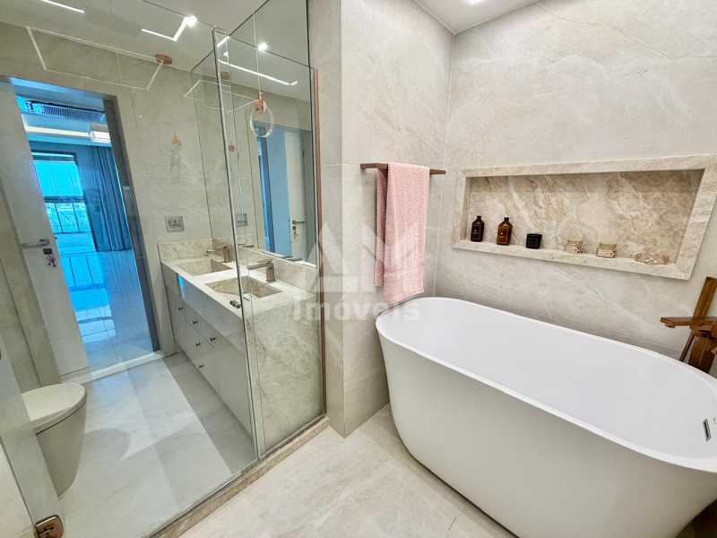 Alto Padrão - Apartamento de alto padrão à venda na Península, Barra da Tijuca, 256 m², 4 suítes, 3 vagas, andar alto, pé-direito duplo e vista para a Lagoa - 3411