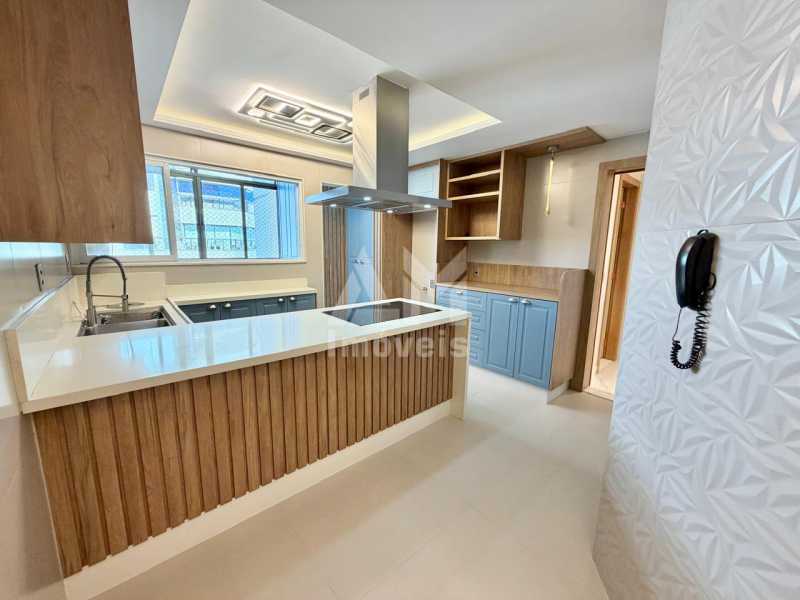 Alto Padrão - Apartamento de alto padrão à venda na Península, Barra da Tijuca, 256 m², 4 suítes, 3 vagas, andar alto, pé-direito duplo e vista para a Lagoa - 3411