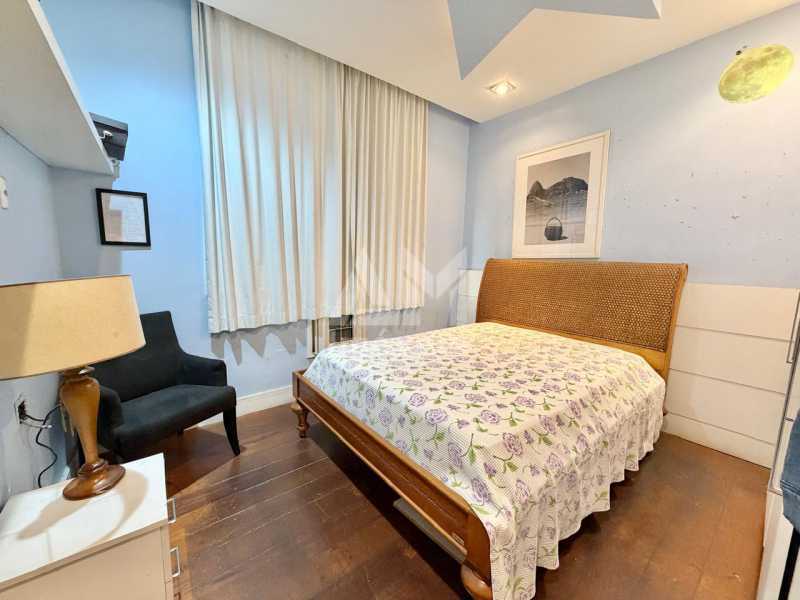Proximidades Metrô - Apartamento à venda na Tijuca, Rua Doutor Satamini, 4 quartos, suíte, escritório, 1 vaga, decoração de alto padrão e a 8 minutos do metrô Afonso Pena. - 3412