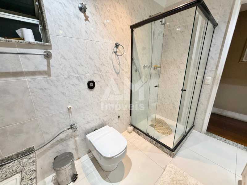 Proximidades Metrô - Apartamento à venda na Tijuca, Rua Doutor Satamini, 4 quartos, suíte, escritório, 1 vaga, decoração de alto padrão e a 8 minutos do metrô Afonso Pena. - 3412