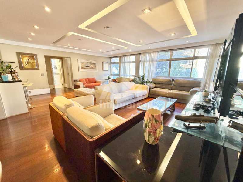 Proximidades Metrô - Apartamento à venda na Tijuca, Rua Doutor Satamini, 4 quartos, suíte, escritório, 1 vaga, decoração de alto padrão e a 8 minutos do metrô Afonso Pena. - 3412