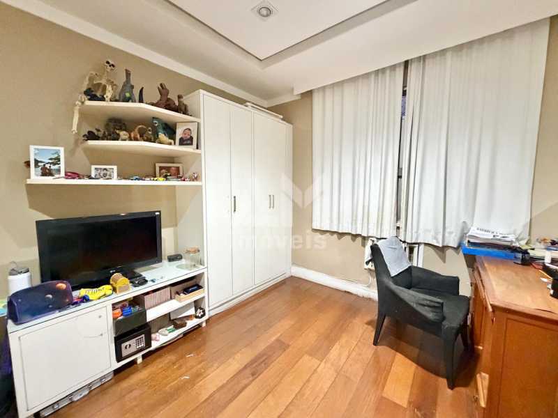 Proximidades Metrô - Apartamento à venda na Tijuca, Rua Doutor Satamini, 4 quartos, suíte, escritório, 1 vaga, decoração de alto padrão e a 8 minutos do metrô Afonso Pena. - 3412