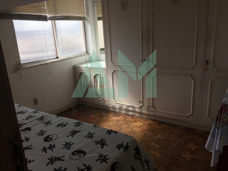 Quarto - 12