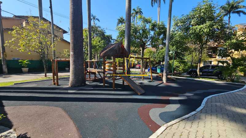 Conheça 472f50ef-ea2c-42f5-8dc0-f0a1ec do imóvel - Vendo excelente casa duplex 4 quartos com 2 vagas de garagem - Taquara - CGCN40039 - 20 472f50ef-ea2c-42f5-8dc0-f0a1ec - 20