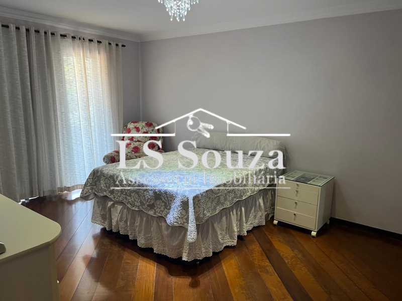 Conheça WhatsApp Image 2025-03-21 at 1 do imóvel - Casa em Condomínio 4 quartos à venda Rio de Janeiro,RJ Barra da Tijuca - R$ 3.400.000 - CS0493 - 12 WhatsApp Image 2025-03-21 at 1 - 12