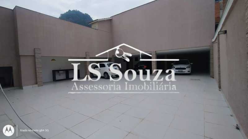 WhatsApp Image 2025-10-28 at 1 - 3