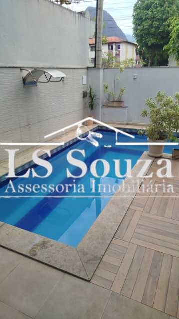 WhatsApp Image 2025-10-20 at 1 - 4