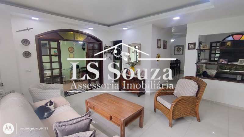 WhatsApp Image 2025-10-30 at 1 - 6