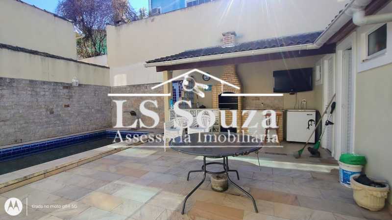 WhatsApp Image 2025-11-10 at 1 - 6