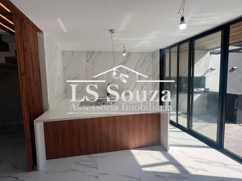 WhatsApp Image 2025-12-05 at 1 - 5