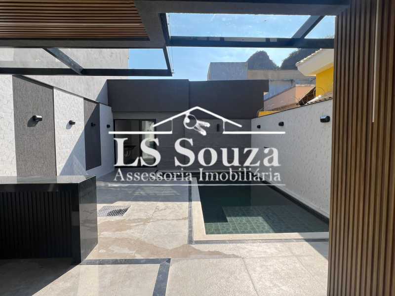 WhatsApp Image 2025-12-05 at 1 - 7