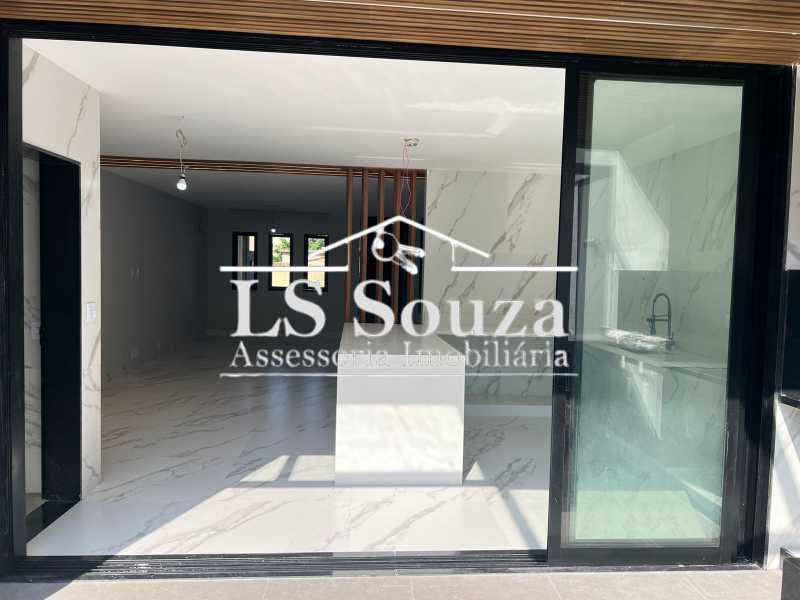 WhatsApp Image 2025-12-05 at 1 - 8