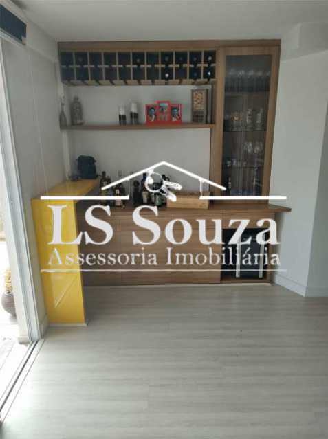 afc2e156648d115cb9b30685361ab7 - 22