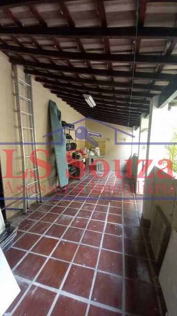 f5ce404cd2722dda1e3cc2d3170bae - 27