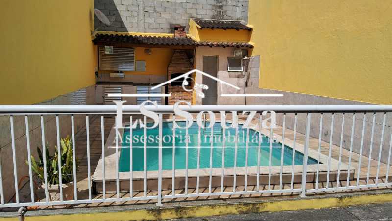 b7b94cb2-a0eb-404c-b1e3-c8b2b3 - 24