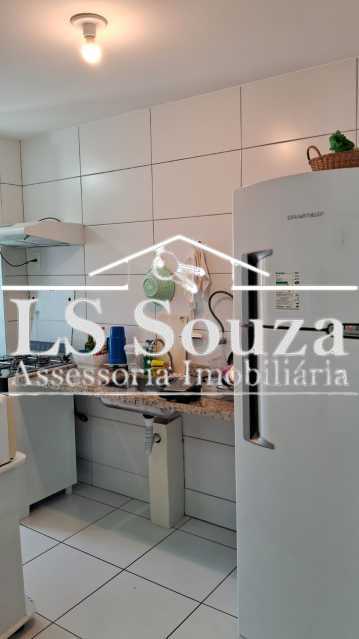 8dfb51ee-573d-4881-8889-ce33a3 - 7