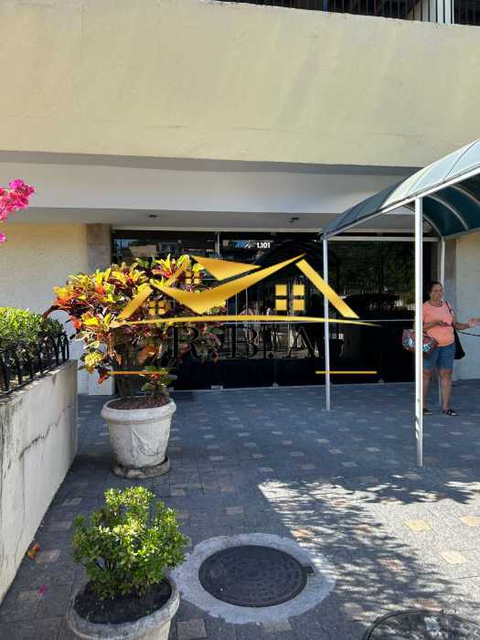 PHOTO-2025-11-04-10-38-51 - 2