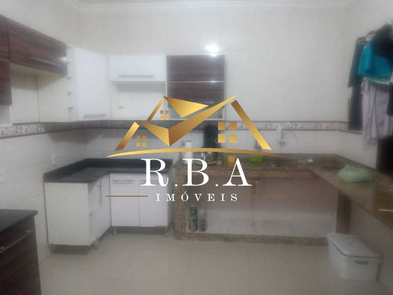 c8e4190b-6af4-4b06-a494-4b9757 - 9