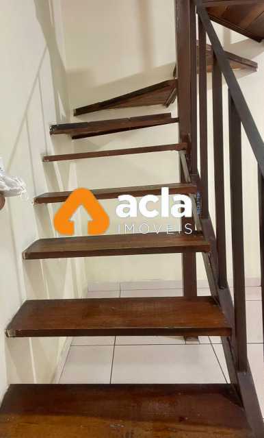 ESCADA - 4