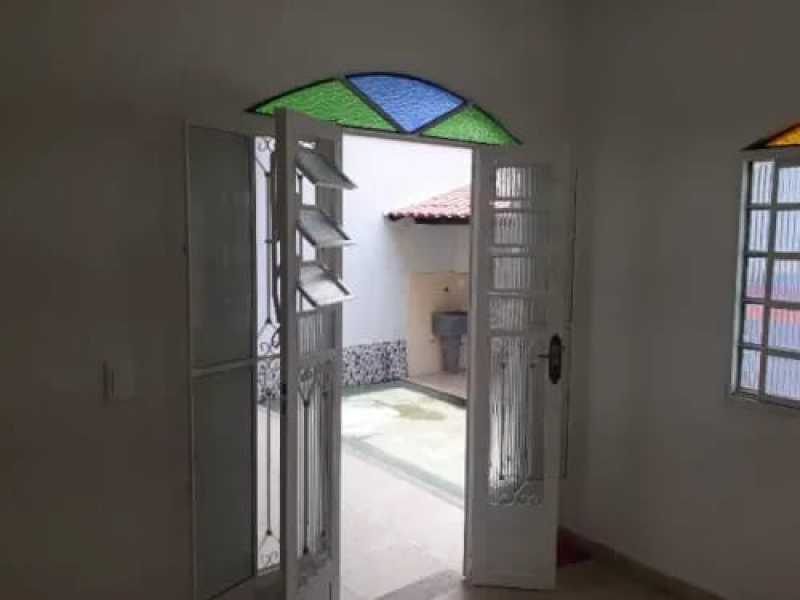 SALA - 8