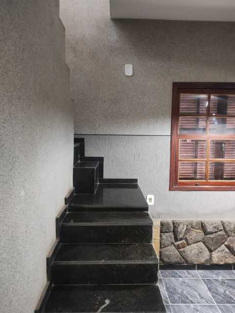 Conheça ESCADA do imóvel - Casa 4 quartos à venda Maricá,RJ - R$ 450.000 - IACA40027 - 11 ESCADA - 11