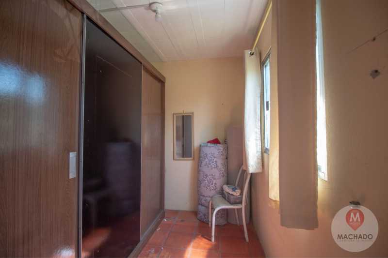 Quarto - 27