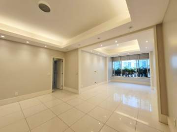 Apartamento com 3 quartos em Ipanema - CRAP30037