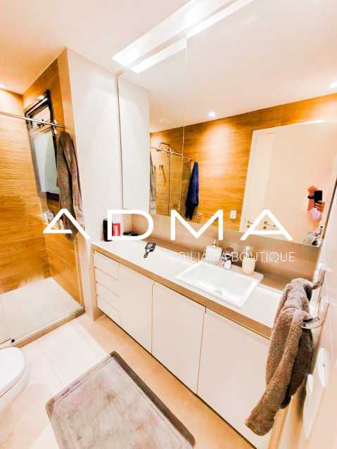 WhatsApp Image 2022-01-25 at 1 - 21