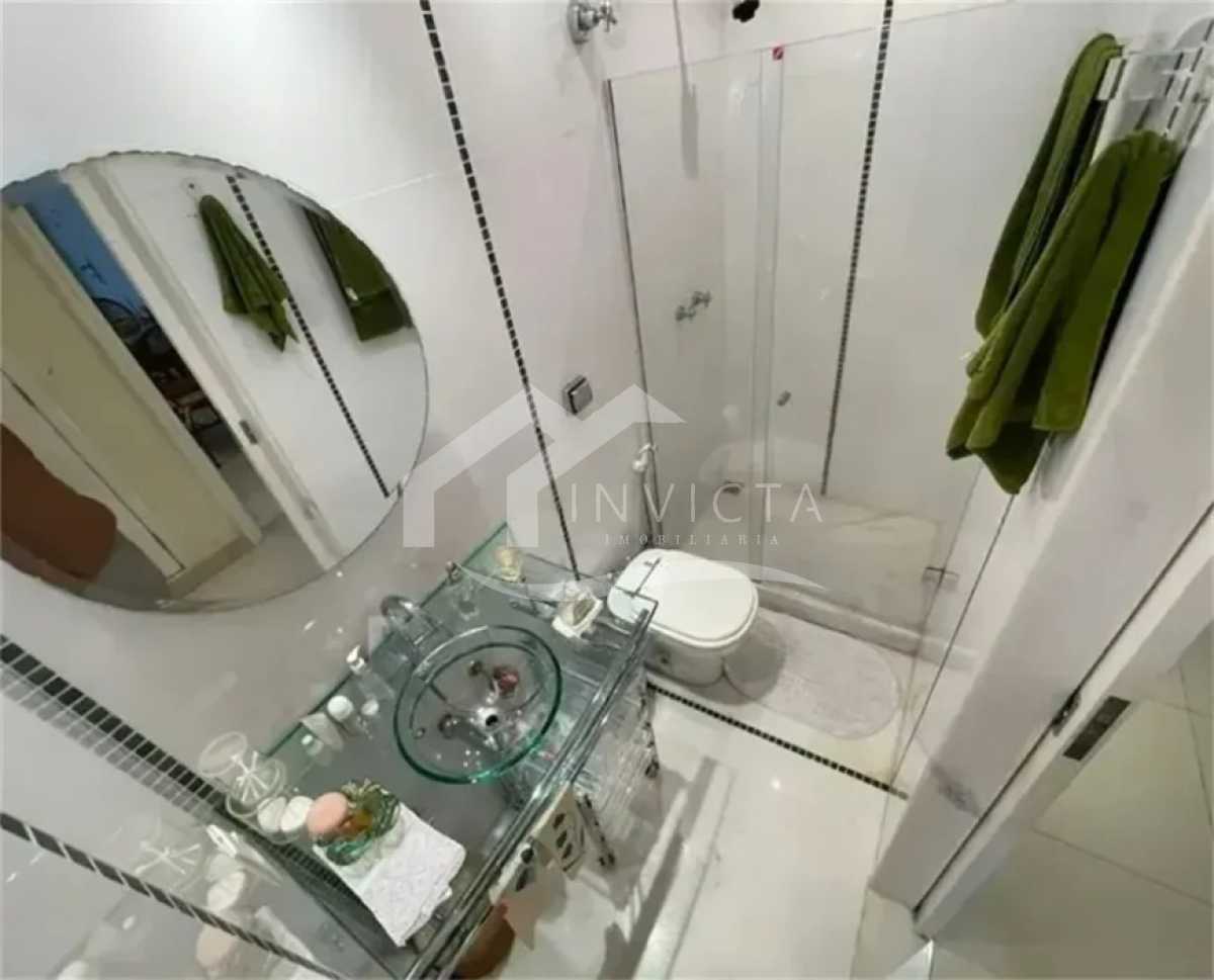 Banheiro social - 18