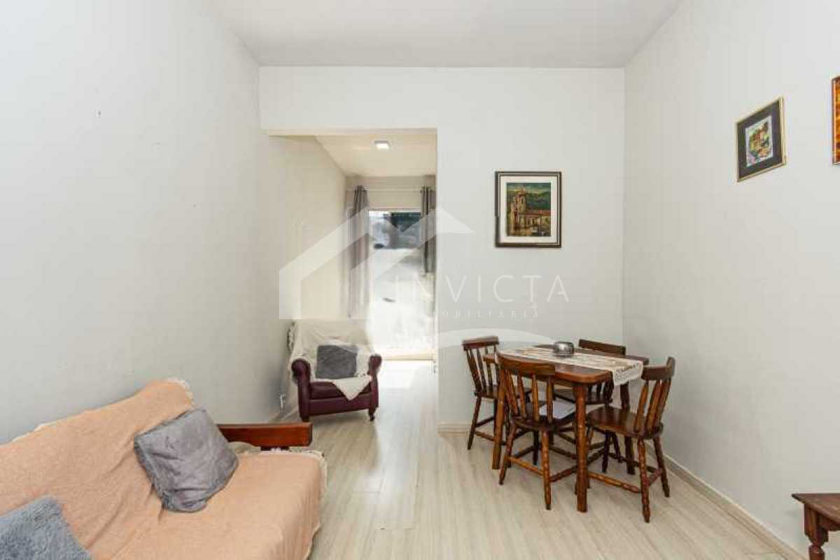 8c113da04736446490345a05b35970 - 1