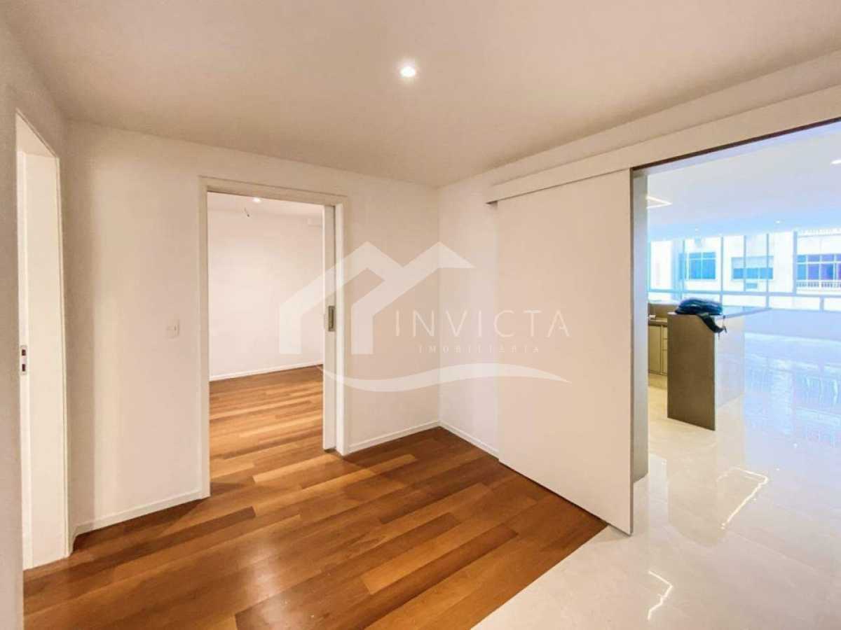 180ac0d6-51a8-401d-a620-0e34c2 - 7