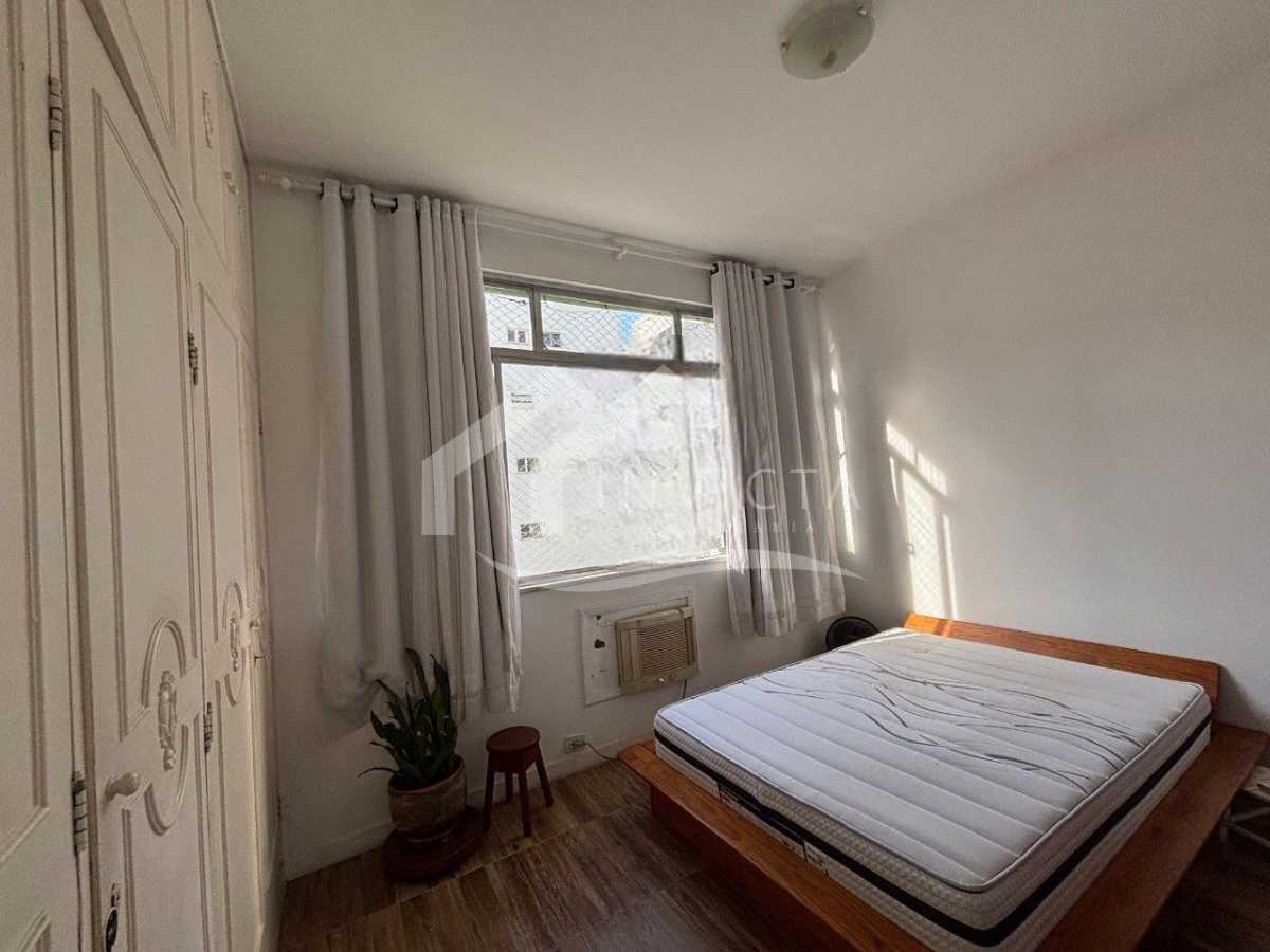 3230f022-a634-4831-a709-fc1043 - 12