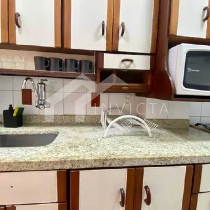 e0b2f6e08e9a40d1975a0305847762 - 10