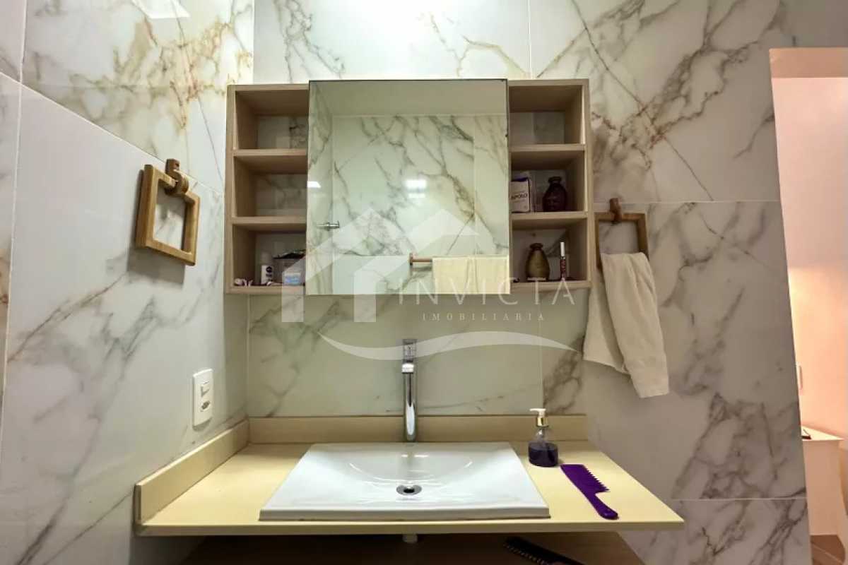 Banheiro suíte 2 - 17