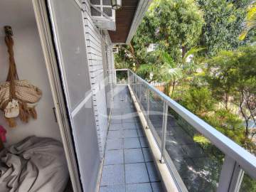 Ótima localização - MARAVILHOSO 3 QUARTOS COM VARANDA E 2 VAGAS NA ESCRITURA!!! - FCAP31703