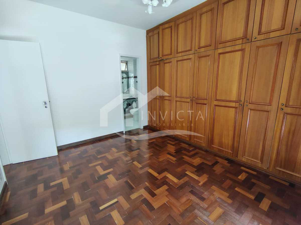 Ótima localização - MARAVILHOSO 3 QUARTOS COM VARANDA E 2 VAGAS NA ESCRITURA!!! - FCAP31703