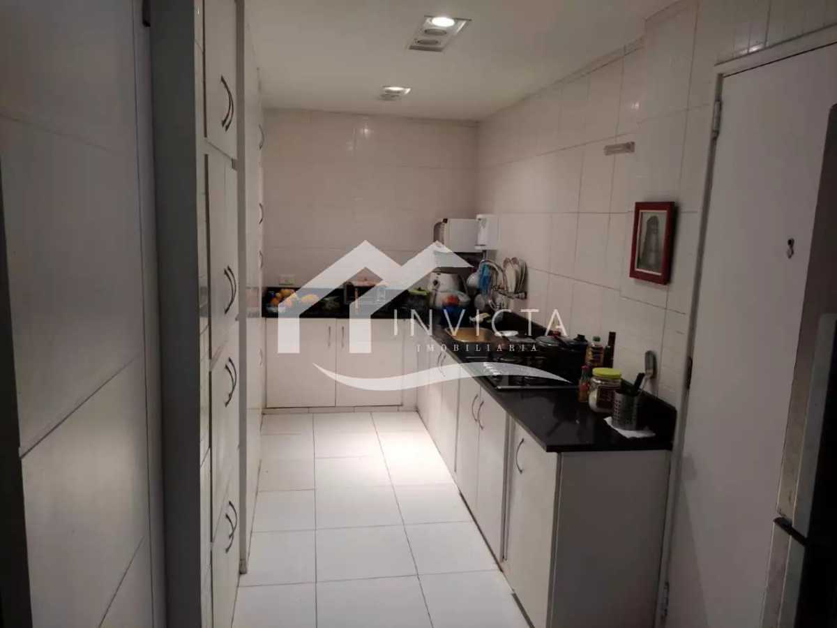 12079_G1757606985 - 11